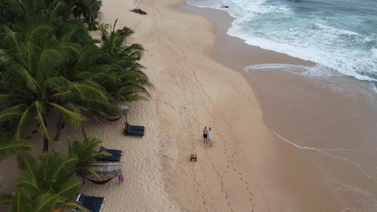 Marakolliya Beach Resort Тангалла Экстерьер фото