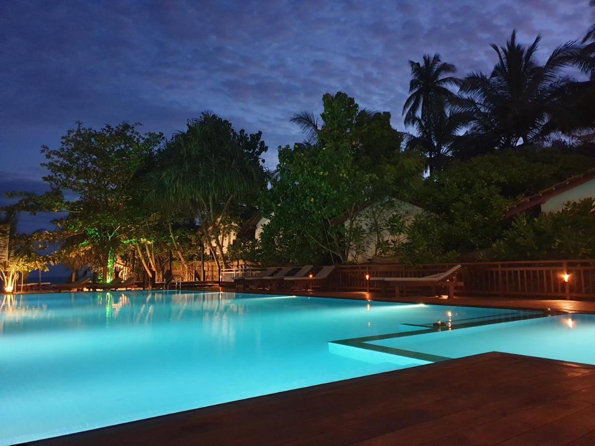 Marakolliya Beach Resort Тангалла Экстерьер фото